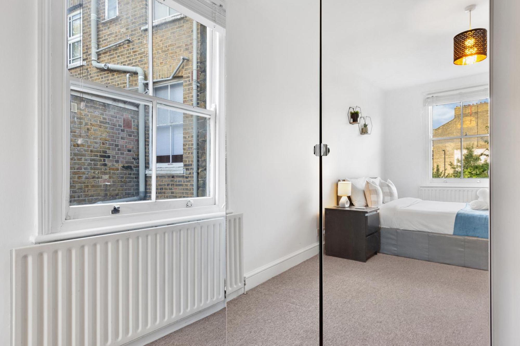 Luxury 4 Bedroom Flat With Stunning Shard View From Terrace In Central London! Next To Station, Sleeps 9 Exterior foto
